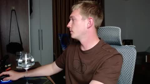 Gregblonde  Alextattoo online show from September 27, 2:04 pm