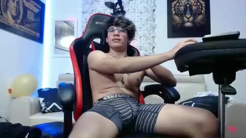 hercules_men online show from January 20, 11:21 pm