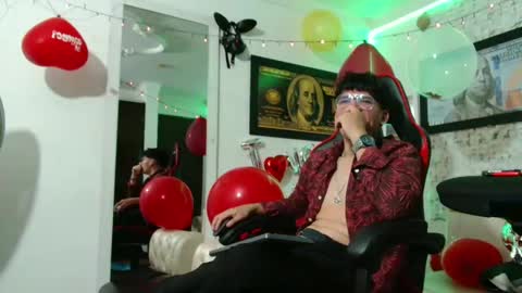 hercules_men online show from February 8, 4:14 am