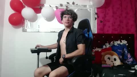 hercules_men online show from February 4, 10:43 am