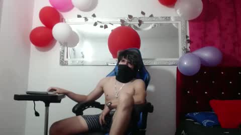 hercules_men online show from February 5, 10:08 am