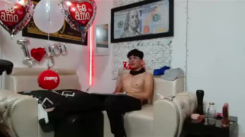 hercules_men online show from February 11, 7:33 am