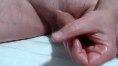 Here2cum4feetz online show from December 22, 5:42 pm