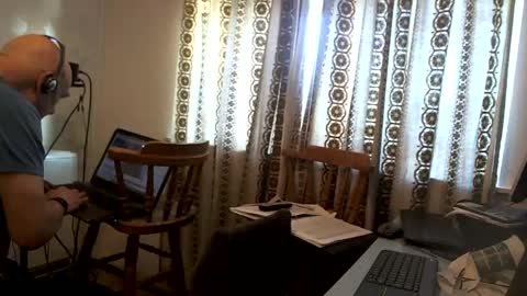 Snapshot of hermeneutika chatting on March 6, 8:09 am mature online show from March 6, 8:09 am