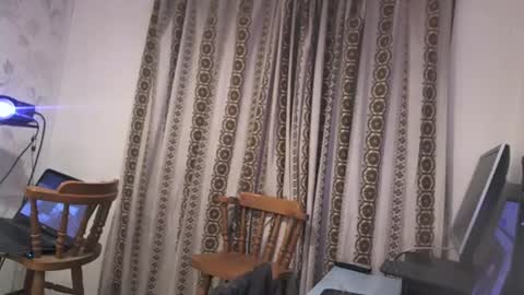 Snapshot of hermeneutika chatting on January 24, 6:14 am mature online show from January 24, 6:14 am