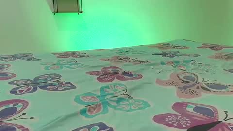 Charlotte Y Crystal online show from March 10, 3:30 pm