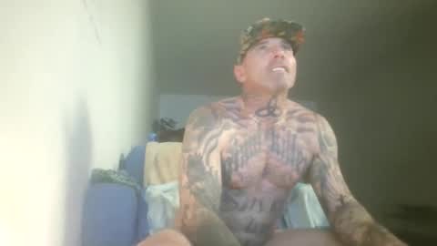 hershdog2482 online show from May 27, 5:32 pm