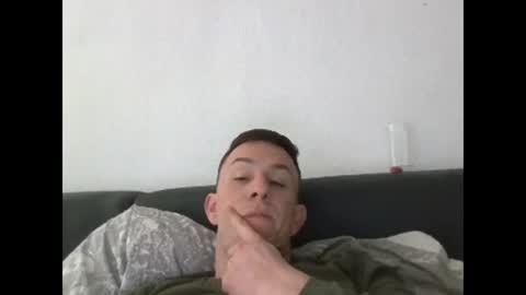 heteroboyxx online show from February 18, 9:10 am