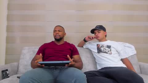 Snapshot of heteros_men chatting on March 11, 7:58 pm heteros men online show from March 11, 7:58 pm