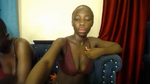 Hevyn online show from December 2, 2:43 am