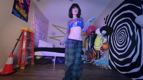 salem online show from September 21, 5:55 am