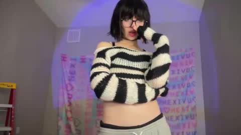 salem online show from January 17, 6:57 am