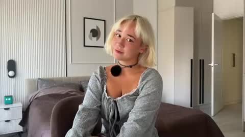 Lucy Nip slip shady online show from August 8, 12:15 pm