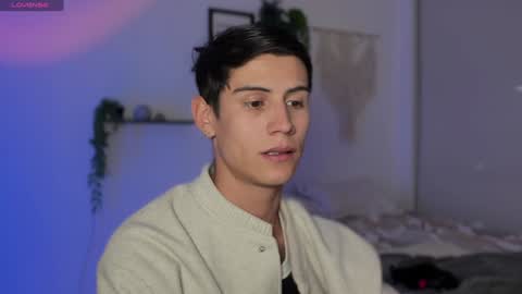 hey_cesard online show from December 6, 1:02 am