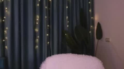 Audrey online show from March 6, 3:02 pm