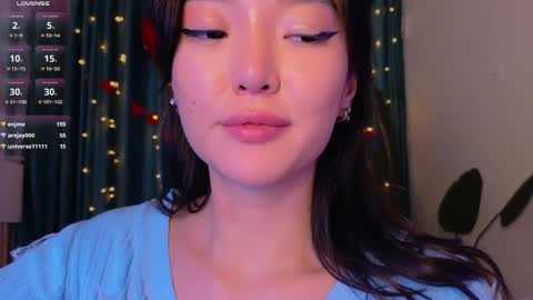 Audrey online show from February 17, 7:33 pm