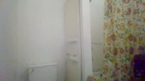 Snapshot of hey_mikky chatting on February 13, 2:45 am hey_mikky online show from February 13, 2:45 am