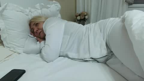 Heyheygrey online show from March 10, 8:13 pm