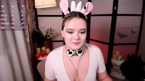 Amazing Mary  online show from October 30, 10:05 am