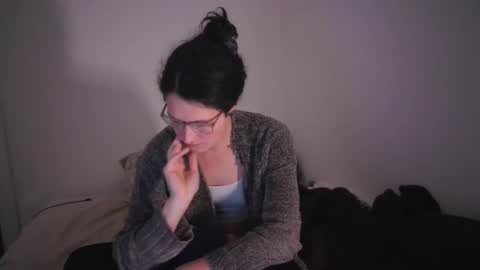 Ada Sophie online show from February 18, 10:16 am