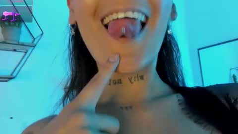 heyyo1808 online show from November 2, 8:53 pm