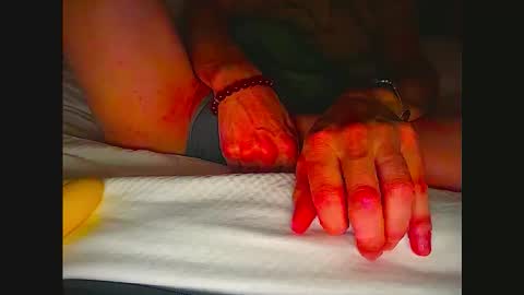 Gwen Elise online show from October 16, 4:23 am