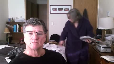 Snapshot of hg99too chatting on February 14, 5:36 pm hg99too online show from February 14, 5:36 pm
