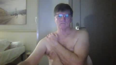 Snapshot of hg99too chatting on March 6, 9:53 pm hg99too online show from March 6, 9:53 pm