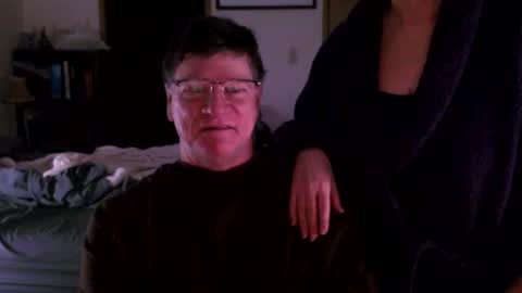 Snapshot of hg99too chatting on February 16, 2:43 pm hg99too online show from February 16, 2:43 pm