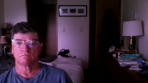 Snapshot of hg99too chatting on September 8, 2:38 pm hg99too online show from September 8, 2:38 pm