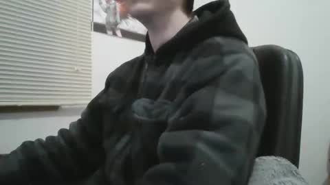 Snapshot of hghdea chatting on February 17, 9:10 pm Highdea online show from February 17, 9:10 pm