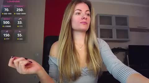 Lina online show from November 21, 9:18 am