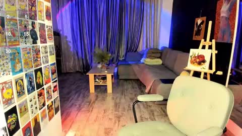 Snapshot of hi_diana chatting on December 19, 6:12 pm im Di online show from December 19, 6:12 pm