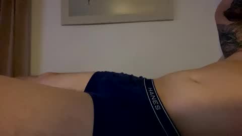 hi_wasup69 online show from December 16, 12:37 am