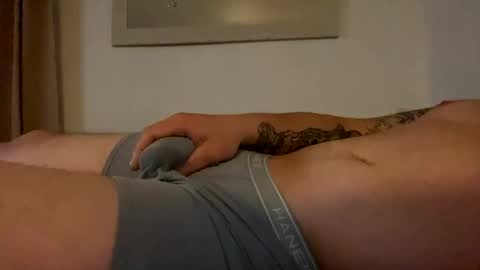 hi_wasup69 online show from January 9, 4:52 am