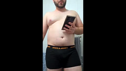 hickes04 online show from April 10, 10:20 am