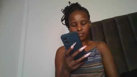 hidnipsdesire online show from March 23, 4:28 am