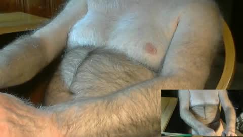 Snapshot of higgins11 chatting on February 19, 2:44 am higgins11 online show from February 19, 2:44 am
