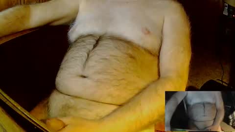 Snapshot of higgins11 chatting on March 1, 5:52 am higgins11 online show from March 1, 5:52 am
