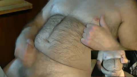 Snapshot of higgins11 chatting on December 4, 6:05 am higgins11 online show from December 4, 6:05 am