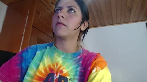Snapshot of hilari18 chatting on September 10, 7:26 pm hilaril18 online show from September 10, 7:26 pm