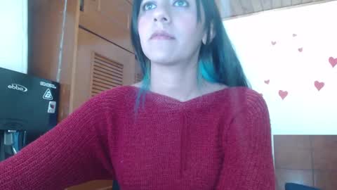 Snapshot of hilari18 chatting on February 21, 1:55 am hilaril18 online show from February 21, 1:55 am