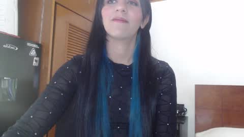 Snapshot of hilari18 chatting on January 26, 12:16 am hilaril18 online show from January 26, 12:16 am