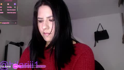 hilaril18 online show from May 21, 6:47 pm