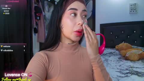 Snapshot of hilary_jones_22 chatting on February 16, 12:41 am LUNA new account FOLLOW ME online show from February 16, 12:41 am