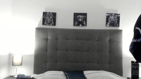 hilary_tailor online show from February 18, 11:10 am