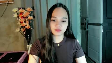 hilarymolly online show from February 25, 2:48 am