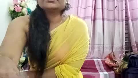 Snapshot of himuhimu22 chatting on March 4, 1:49 pm himuhimu22 online show from March 4, 1:49 pm