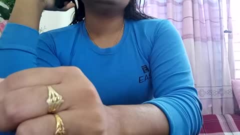 Snapshot of himuhimu22 chatting on February 6, 9:00 am himuhimu22 online show from February 6, 9:00 am