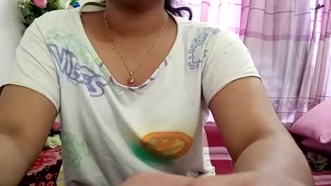 Snapshot of himuhimu22 chatting on March 10, 7:33 am himuhimu22 online show from March 10, 7:33 am